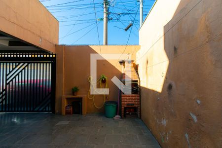 Casa à venda com 150m², 3 quartos e 4 vagas Casa à venda com 150m², 3 quartos e 4 vagasQuintal