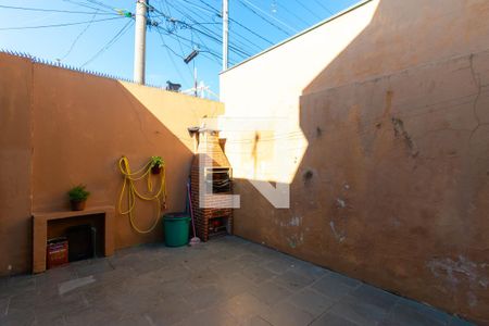 Casa à venda com 150m², 3 quartos e 4 vagas Casa à venda com 150m², 3 quartos e 4 vagasQuintal