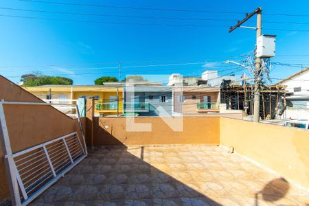 Casa à venda com 150m², 3 quartos e 4 vagas Casa à venda com 150m², 3 quartos e 4 vagasVaranda do Quarto 3