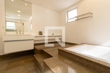 Apartamento para alugar com 140m², 3 quartos e 2 vagasBanheiro da Suíte 1