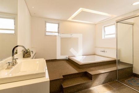 Apartamento para alugar com 140m², 3 quartos e 2 vagasBanheiro da Suíte 1