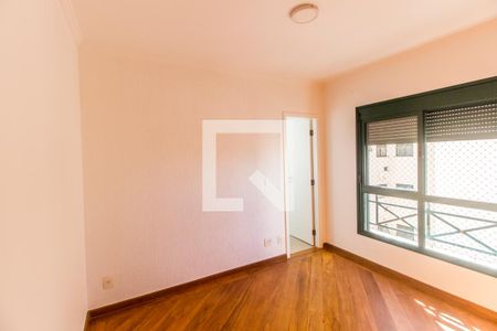 Apartamento para alugar com 101m², 3 quartos e 2 vagasSuíte