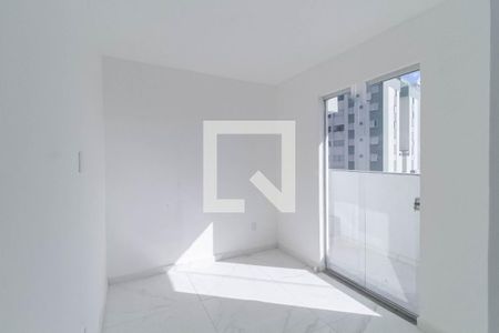 Apartamento à venda com 102m², 3 quartos e 2 vagasCobertura - Suíte