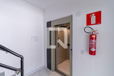 Apartamento à venda com 102m², 3 quartos e 2 vagasEntrada