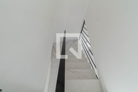 Apartamento à venda com 102m², 3 quartos e 2 vagasEscada