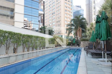 Apartamento à venda com 65m², 1 quarto e 1 vagaÁrea comum - Piscina
