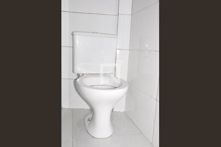 Casa para alugar com 47m², 2 quartos e sem vagaBanheiro / Área de Serviço