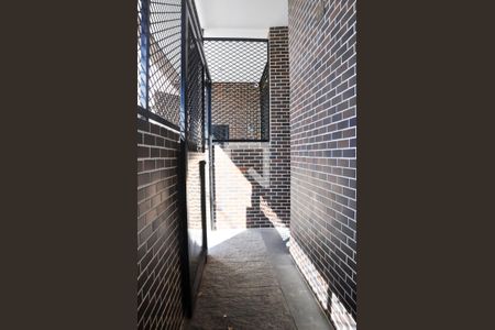 Casa para alugar com 47m², 2 quartos e sem vagaQuintal