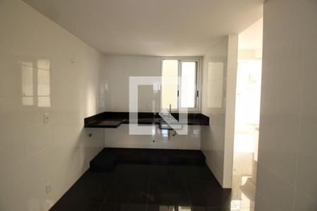 Apartamento à venda com 182m², 3 quartos e 4 vagasCozinha
