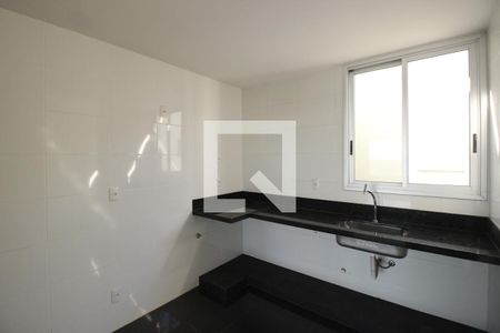 Apartamento à venda com 112m², 4 quartos e 2 vagasCozinha