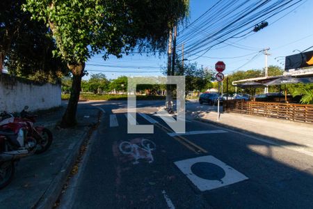 Casa à venda com 325m², 4 quartos e 2 vagasFachada