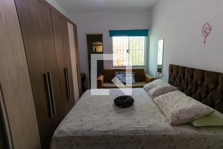 Casa à venda com 325m², 4 quartos e 2 vagasQuarto 4