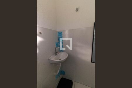 Casa à venda com 325m², 4 quartos e 2 vagasBanheiro de Serviço