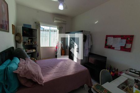 Casa à venda com 325m², 4 quartos e 2 vagasQuarto 2