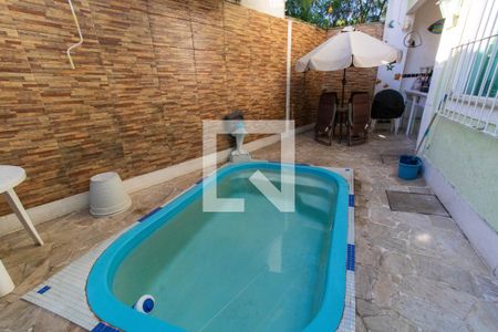 Casa à venda com 325m², 4 quartos e 2 vagasÁrea comum