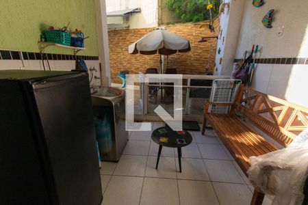 Casa à venda com 325m², 4 quartos e 2 vagasÁrea de Serviço