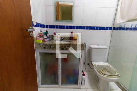 Casa à venda com 325m², 4 quartos e 2 vagasBanheiro Social 2