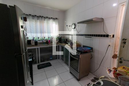 Casa à venda com 325m², 4 quartos e 2 vagasCozinha