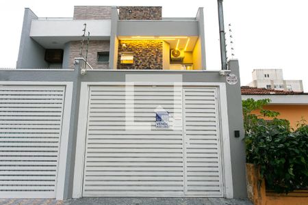 Casa à venda com 180m², 3 quartos e 1 vagaFachada
