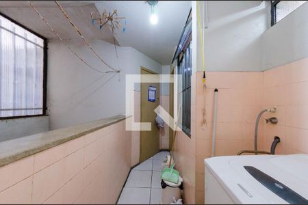 Apartamento à venda com 80m², 3 quartos e 1 vagaÁrea de serviço