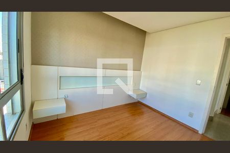 Apartamento à venda com 170m², 2 quartos e 2 vagasQuarto Suíte