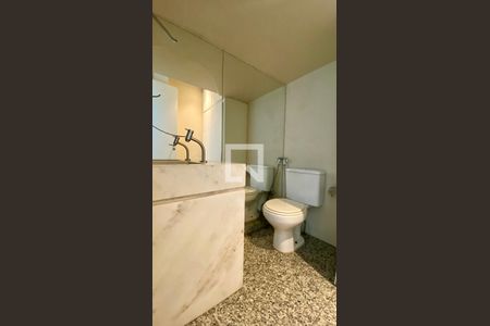 Apartamento à venda com 170m², 2 quartos e 2 vagasLavabo