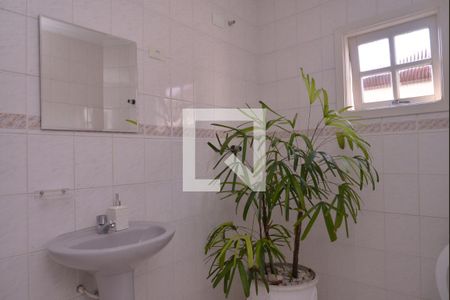 Casa à venda com 211m², 3 quartos e 4 vagasLavabo