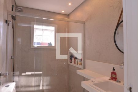 Casa à venda com 211m², 3 quartos e 4 vagasBanheiro do Quarto 1