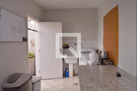 Casa à venda com 211m², 3 quartos e 4 vagasÁrea de Serviço