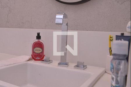 Casa à venda com 211m², 3 quartos e 4 vagasBanheiro do Quarto 1