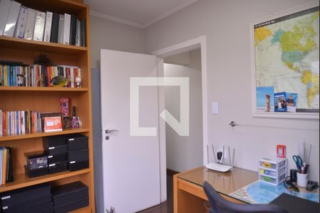 Casa à venda com 211m², 3 quartos e 4 vagasEscritório