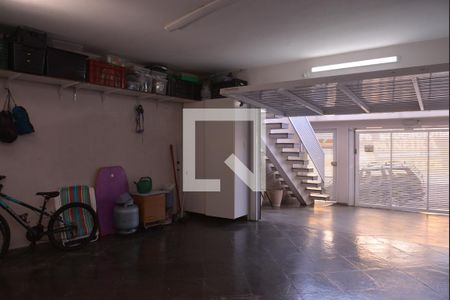Casa à venda com 211m², 3 quartos e 4 vagasGaragem