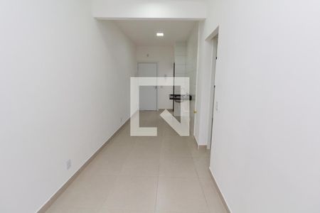 Sala e Cozinha de apartamento para alugar com 2 quartos, 39m² em Vila Euthalia, São Paulo