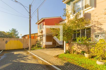 Casa de condomínio à venda com 98m², 4 quartos e 2 vagasFachada