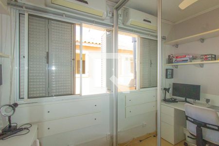 Casa de condomínio à venda com 98m², 4 quartos e 2 vagasQuarto 3