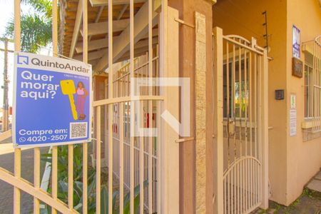 Casa de condomínio à venda com 98m², 4 quartos e 2 vagasPlaquinha instalada na área comum