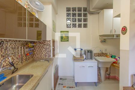 Casa de condomínio à venda com 98m², 4 quartos e 2 vagasCozinha - Torneira