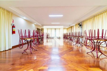 Apartamento à venda com 70m², 2 quartos e 1 vaga Apartamento à venda com 70m², 2 quartos e 1 vagaÁrea comum - Salão de festas