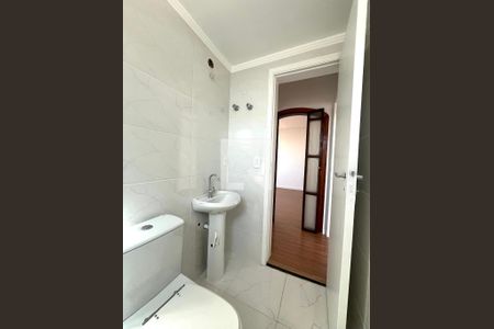 Apartamento à venda com 70m², 2 quartos e 1 vaga Apartamento à venda com 70m², 2 quartos e 1 vagaBanheiro