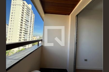 Apartamento à venda com 70m², 2 quartos e 1 vaga Apartamento à venda com 70m², 2 quartos e 1 vagaVaranda