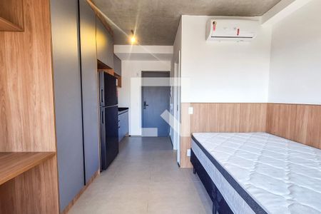 Studio à venda com 22m², 1 quarto e sem vaga Studio à venda com 22m², 1 quarto e sem vagaSala e quarto