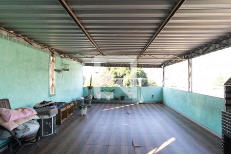 Casa para alugar com 300m², 2 quartos e 1 vagaTerraço