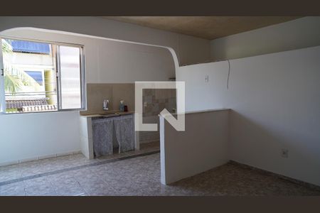 Sala de casa de condomínio para alugar com 1 quarto, 35m² em Jacarepaguá, Rio de Janeiro