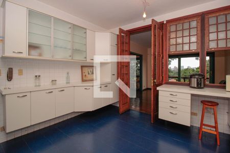 Casa à venda com 300m², 3 quartos e 3 vagas Casa à venda com 300m², 3 quartos e 3 vagasCozinha