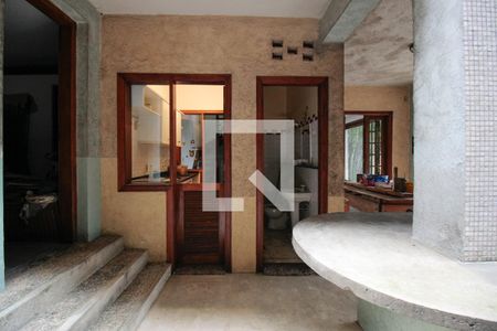 Casa à venda com 300m², 3 quartos e 3 vagas Casa à venda com 300m², 3 quartos e 3 vagasÁrea gourmet