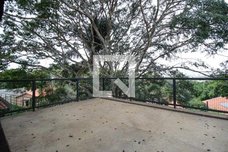 Casa à venda com 300m², 3 quartos e 3 vagas Casa à venda com 300m², 3 quartos e 3 vagasVaranda do Quarto