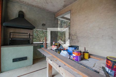 Casa à venda com 300m², 3 quartos e 3 vagas Casa à venda com 300m², 3 quartos e 3 vagasÁrea gourmet