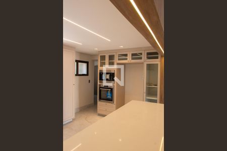 Apartamento à venda com 276m², 4 quartos e 4 vagasCOZINHA