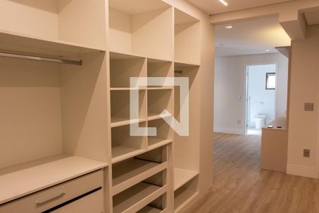 Apartamento à venda com 276m², 4 quartos e 4 vagasCLOSET SUITE 1