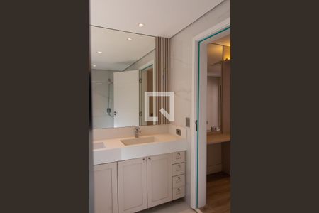 Apartamento à venda com 276m², 4 quartos e 4 vagasBANHEIRO SUITE 1